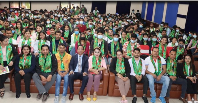 सिओई आएर जापान जाने तयारीमा रहेका विद्यार्थीलाई सेन्ट्रल कलेजको बधाई तथा शुभकामना