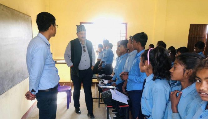 नगर प्रमुख शाहले गरे विद्यालयको छड्के अनुगमन Gandakiaaja