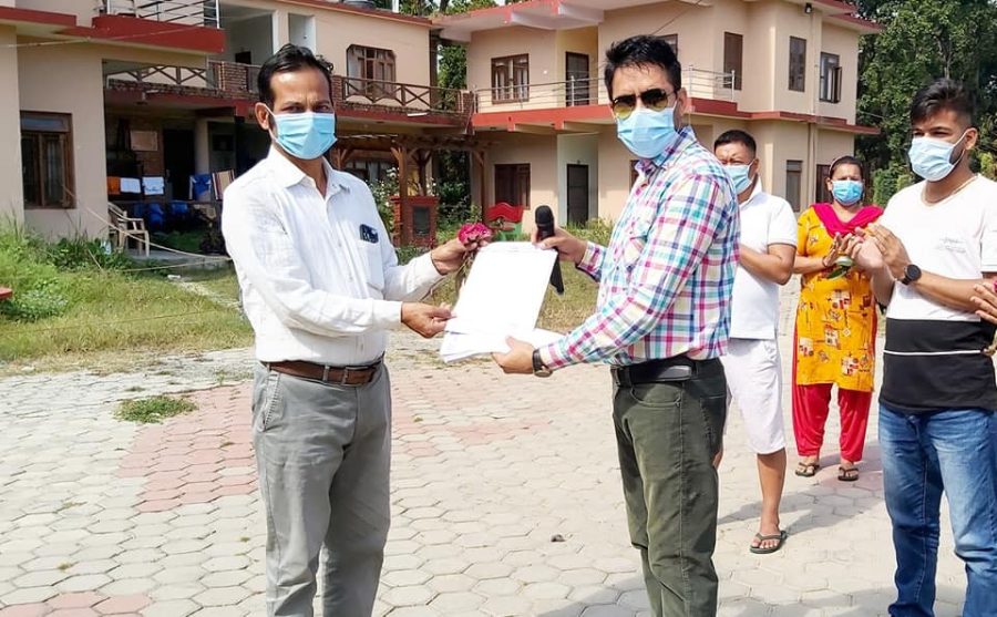 नवलपुरका १२ प्रहरीसहित चिकित्सालयका ब्यबस्थापक र लेखा प्रमुख वाग्ले कोरोना सङक्रमण मुक्त