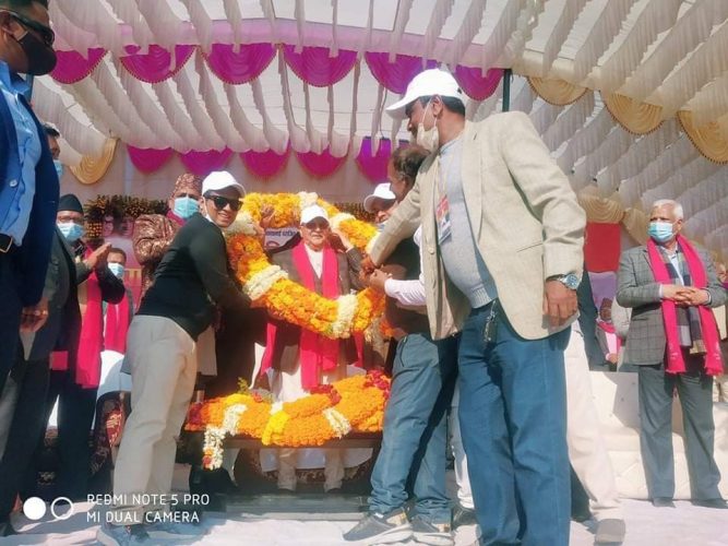 कपिलवस्तुको बहादुरगंजमा अध्यक्ष ओलीको भव्य स्वागत