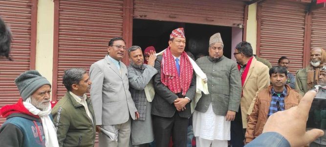 उपाध्यक्ष मशहूद एन ओ सी प्रदान गरि मदरसाका विद्यार्थीको समाधान गर्न भेटे मोदी