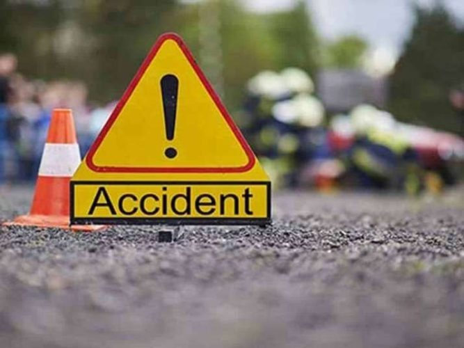 चुलीबोझामा ट्रयाक्टर पल्टिदा चालकको मृत्यु