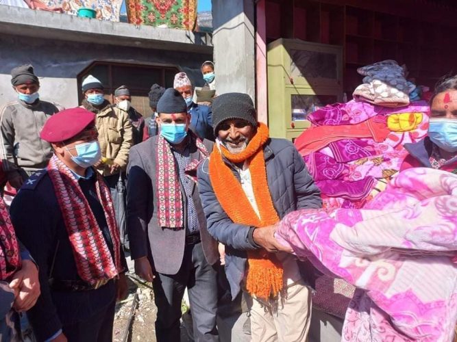 अपाङ्गता भएका ब्याक्तिलाई कम्मल बितरण तथा सम्मान