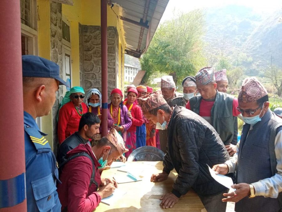 निशुल्क आयुर्वेद स्वास्थ्य शिविर  सञ्चालन