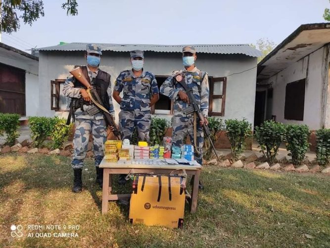 नवलपरासीमा १ लाख बढिको अबैध समान सशस्त्र प्रहरीको नियन्त्रणमा