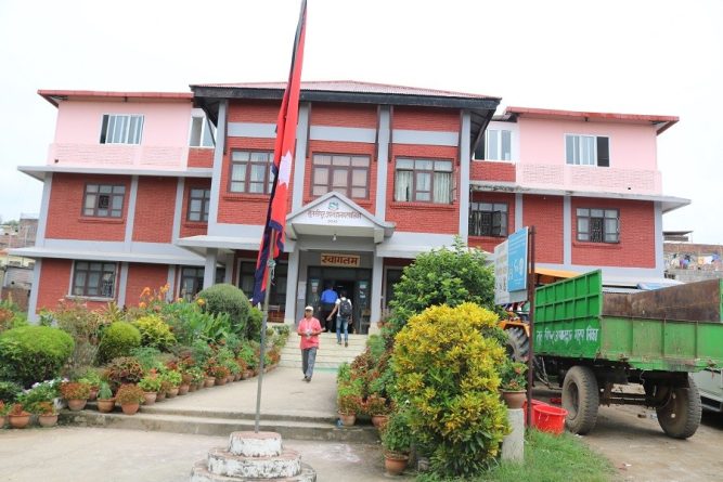 तुलसीपुरले छोरी जन्मेदेखि २० वर्षसम्म मासिक एक सय जम्मा गरिदिने