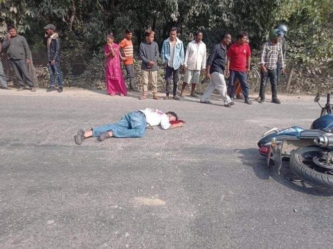 घोडाघोडीमा ट्याक्टरको ठक्करबाट एक जनाको मृत्यु