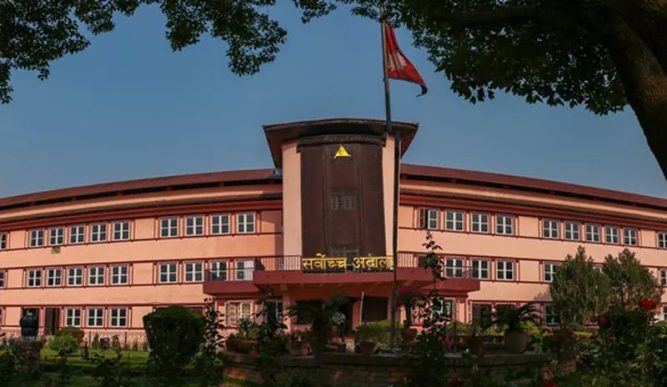 संसद विघटन सम्बन्धमा परेको १२ वटै रिटकाे सुनुवाइ प्रधानन्यायाधीश चाेलेन्द्र शम्शेर जबराले गर्नुहुने