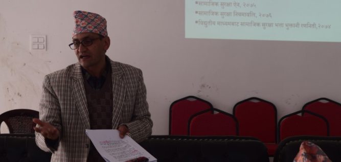 कावासोतीका पञ्जीकरणका कर्मचारीलाई अभिमुखिकरण