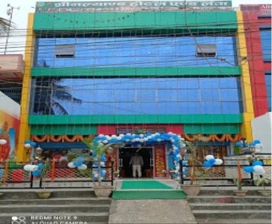 ग्रीन ल्यायण्ड होटेलमा छापा, दुई जना पक्राउ