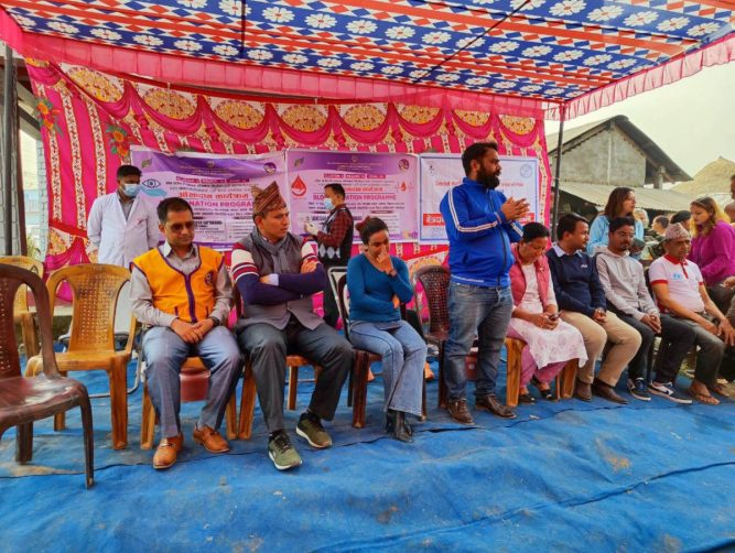 हजुरआमाको १३औ दिनको पुण्य तिथिमा लायन्सको रक्तदान र आखादान कार्यक्रम